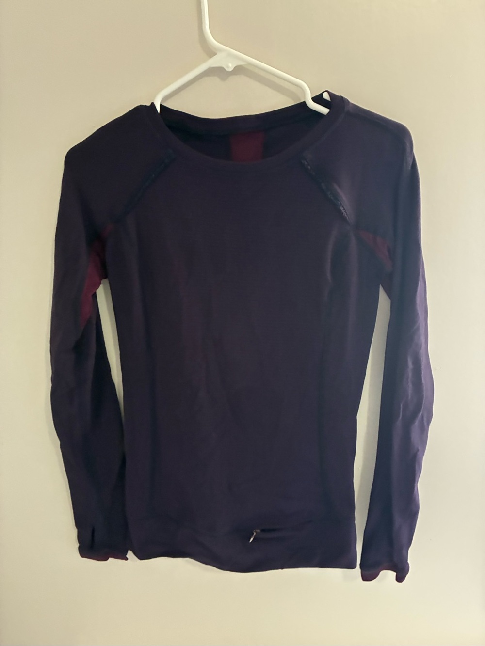 Lululemon Unique Long Sleeve Striped Top Navy Blue Maroon W/Lace SZ 4